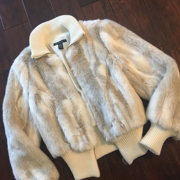 Sold - Picture 3 of 4